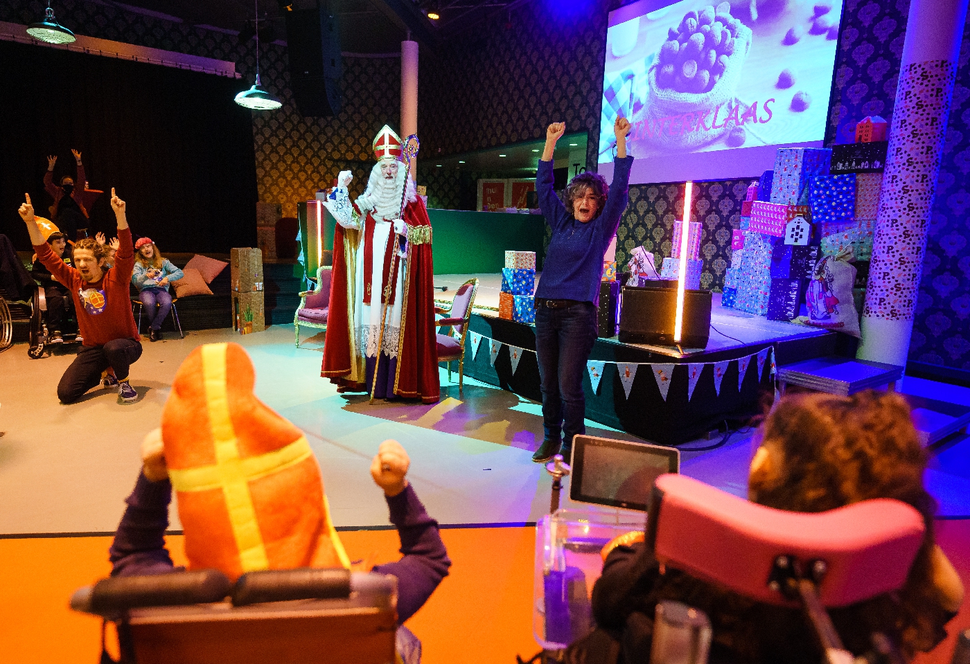 HNT Onbeperkt Sinterklaasvoorstelling in Theater aan het Spui Den Haag (foto: Martjn Beekman)